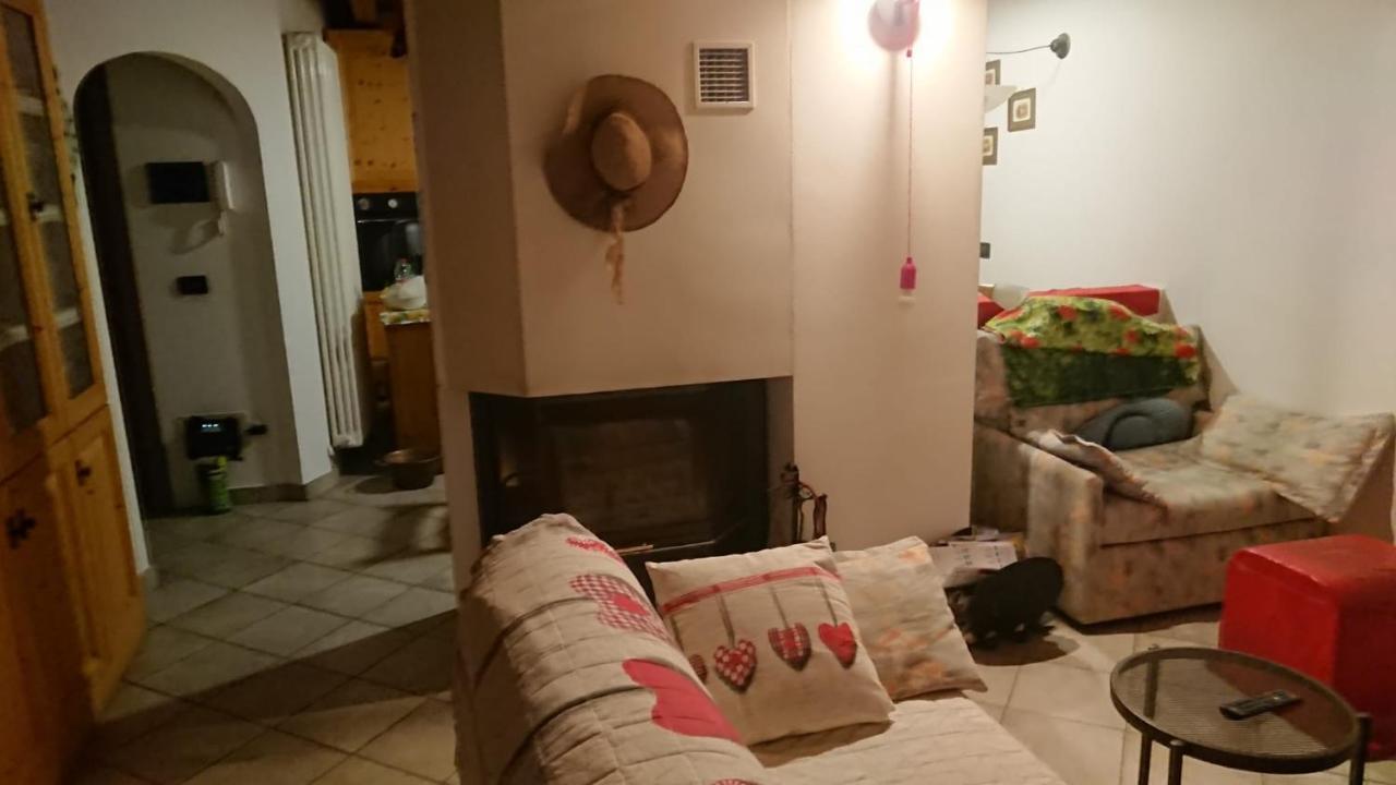 Casa Delle Rose Villa Teglio Exteriör bild