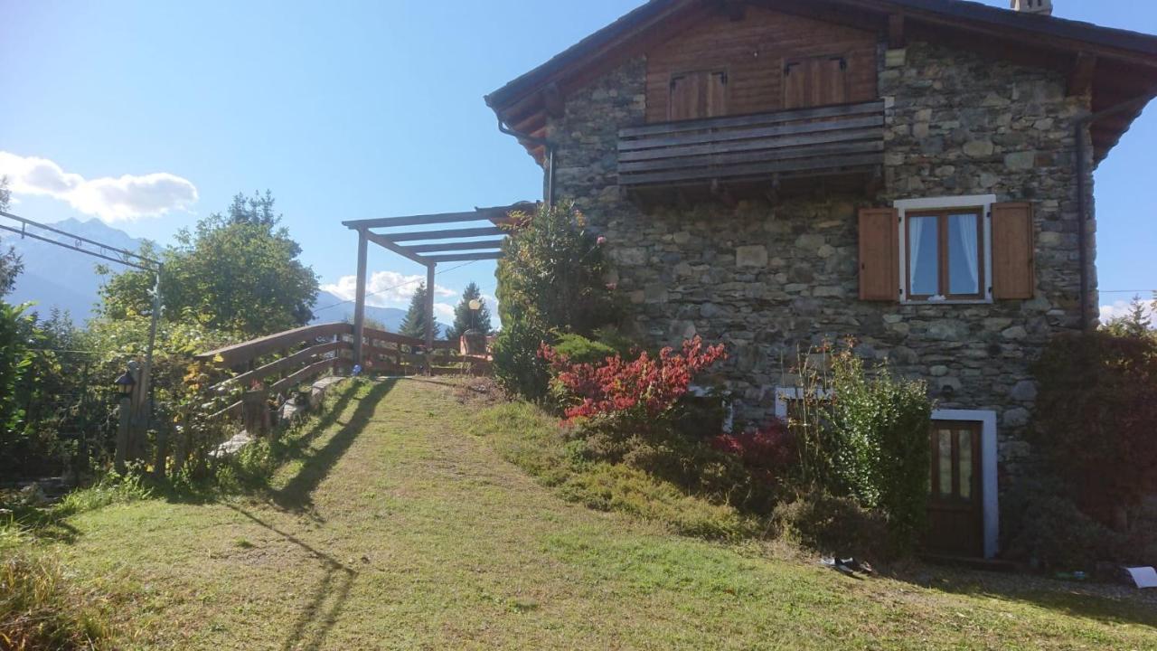 Casa Delle Rose Villa Teglio Exteriör bild