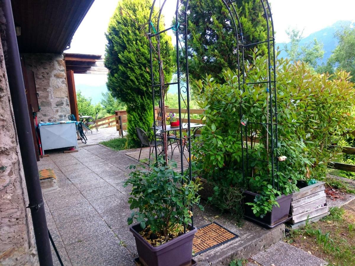 Casa Delle Rose Villa Teglio Exteriör bild